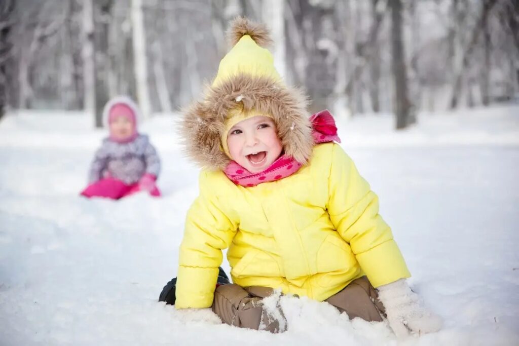 Cum să alegi haine de iarnă pentru un copil? Copii
